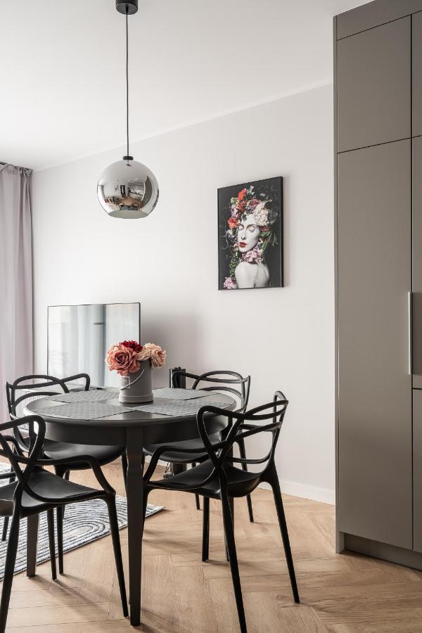 Апартаменты Rentplanet - Nowa Manufaktura Вроцлав Экстерьер фото